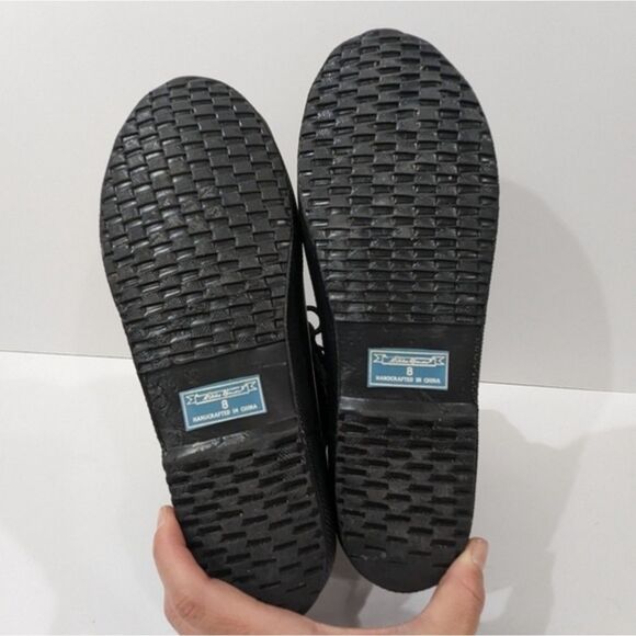 NWOT Eddie Bauer Women Black Quilted Winter Snow Duck Boots Lace-Up Rubber 8 - Picture 10 of 10